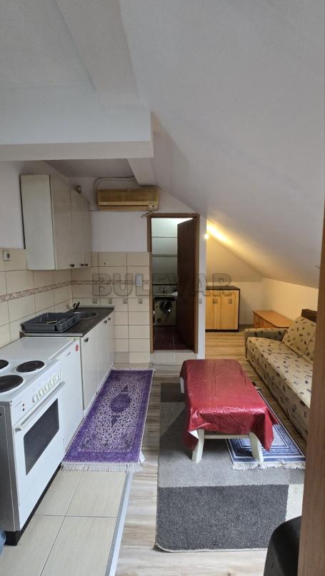 Izdaje se garsonjera kod Gradske bolnice, 27m2