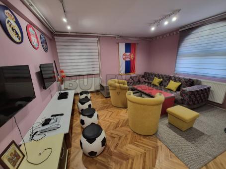 Izdaje se jednosoban stan, 40m2, sa svim troškovima