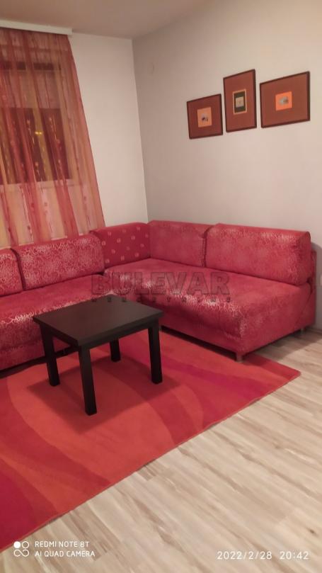 Izdaje se odličan stan kod Pravnog fakulteta, 39m2
