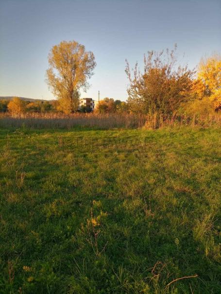 Odlična ponuda, plac  23.03 ara, Jelašnički put