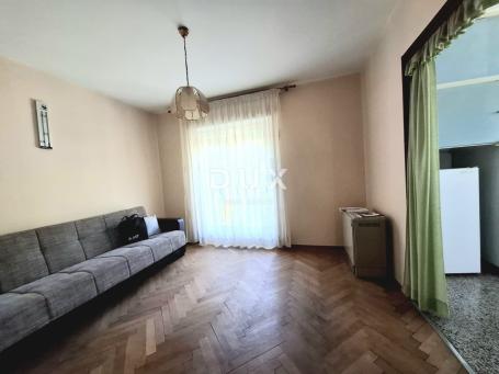 ISTRA, ROVINJ - Stan u blizini centra, terasa, 350 m od mora