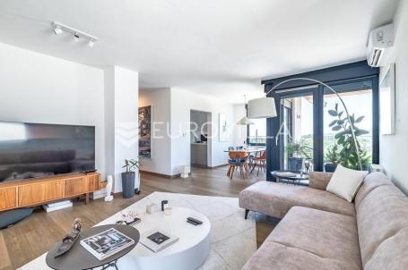 Zagreb, SVETI DUH, ekskluzivan trosoban stan s panoramskim pogledom, 106 m²
