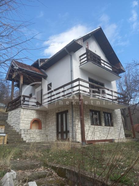 Prolom banja, kuća 200 m2, plac 28.13 ari