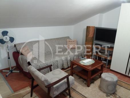 Izdaje se odlična garsonjera u blizini Šojke, 26m2