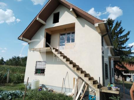 Seosko domaćinstvo u Gornjem Ljubešu kod Aleksinca