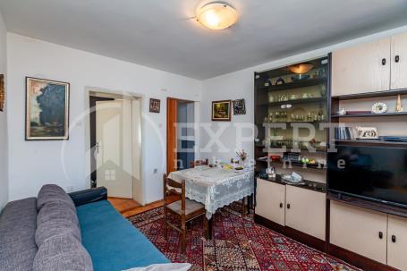 Kuća  kod  Pivare, 191 m2, garaža, plac 392 m2