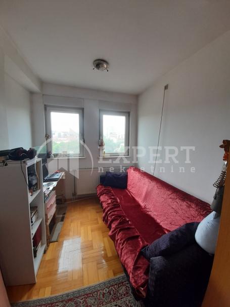 Izdaje se garsonjera kod Filozofskog fakulteta, 22m2
