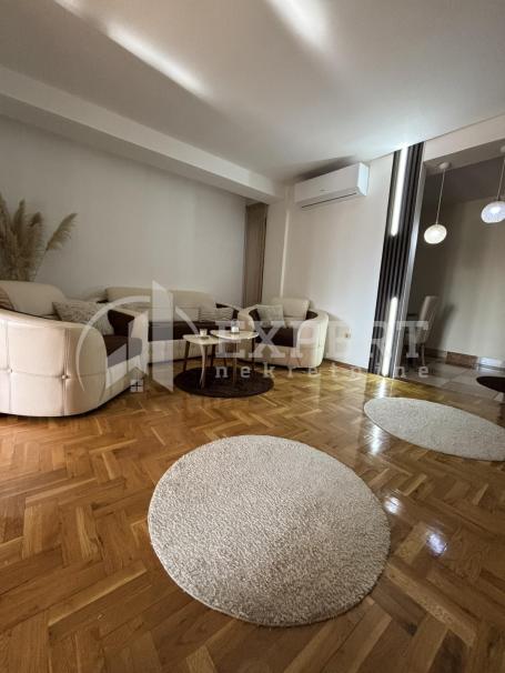 Izdaje se stan pored hotela NEW CITY