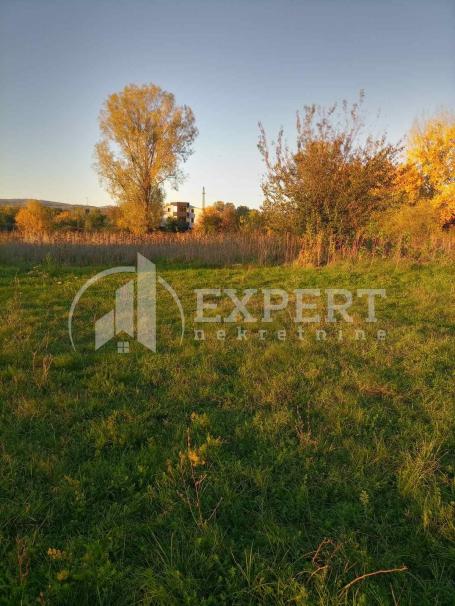 Odlična ponuda, plac  23.03 ara, Jelašnički put