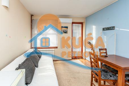 Izdaje se jednoiposoban stan 40m2 na Paliluli, u cenu su uračunati mesečni troškovi