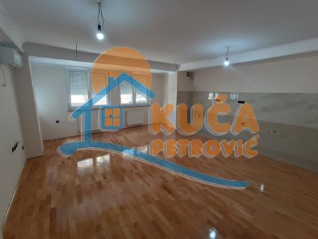 Lux stan u blizini Svetinikolske crkve, 2.5, 86 m2