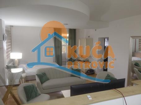 Izdaje se odličan stan u Donjoj Vežini, 40m2