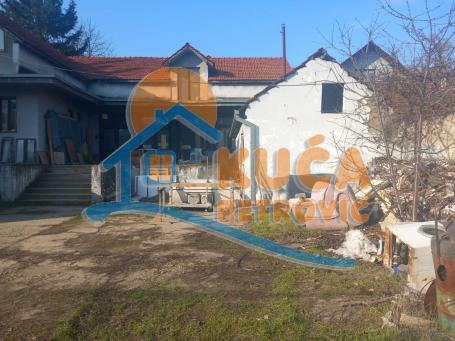 Odličan poslovno-stambeni objekat 350m2,  plac 593m2, Gabrovački put