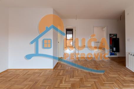 Useljiv, dvosoban stan u novogradnji u Duvaništu, 53m2