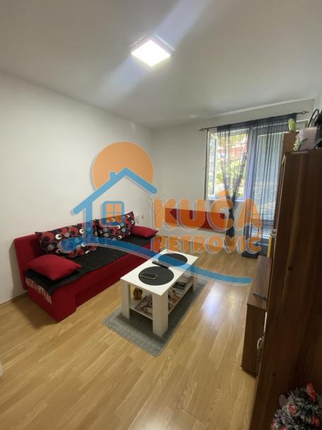 Izdaje se odličan jednoiposoban stan na Paliluli, 45m2