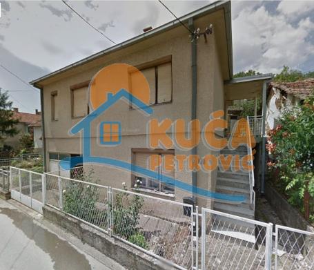 Odlična porodična kuća 190m2, Prokuplje, ispod Hisara