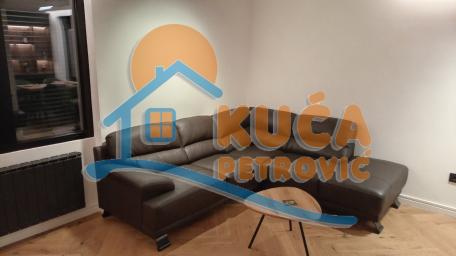 Izdaje se odličan, lux jednoiposoban stan kod Čaira, 52m2