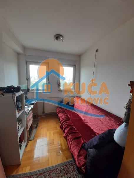 Izdaje se garsonjera kod Filozofskog fakulteta, 22m2