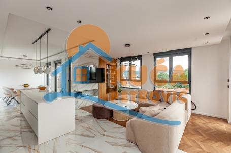Penthouse, 225 m2, Čair