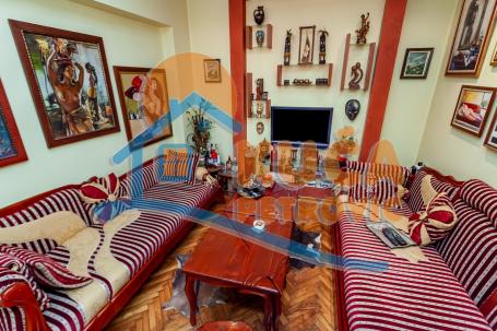 Lux  stan 73m2, 1. sprat, strogi centar - kod Kalče + garsonjera 37m2