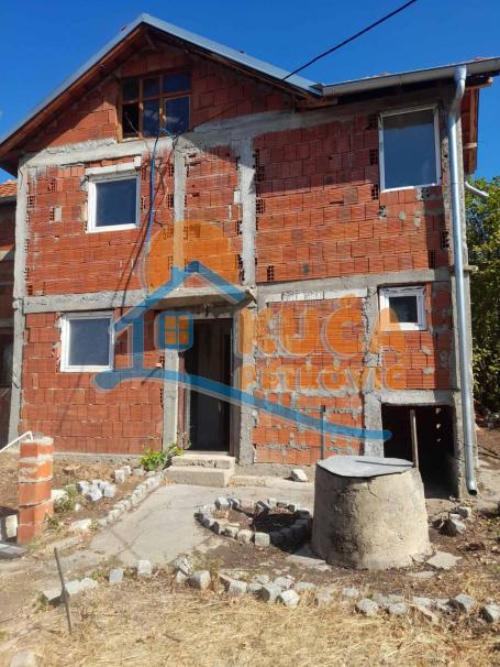 Vikendica, 10 ari plac, Vinik