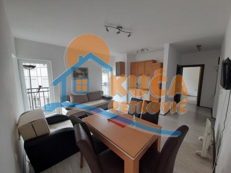 Lep, nov  stan, apartman  na  Kopaoniku,  prvi sprat,  32 m2, 