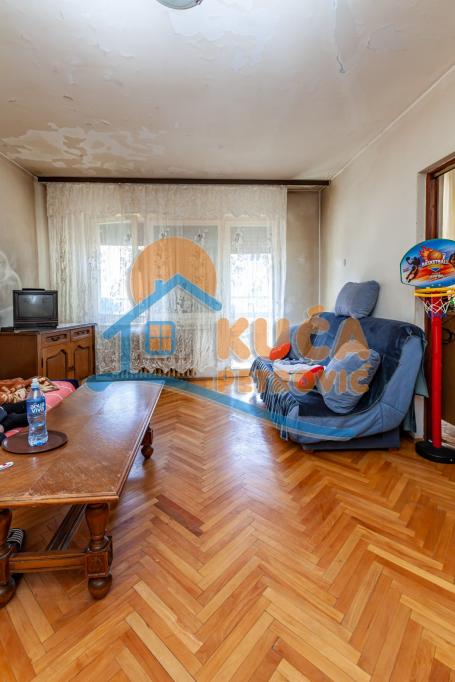 Stan kod Pravnog fakulteta, 3.0, 84 m2