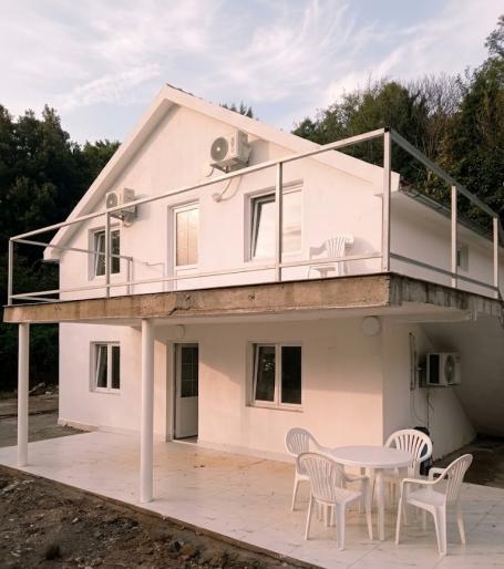 House in Mišići