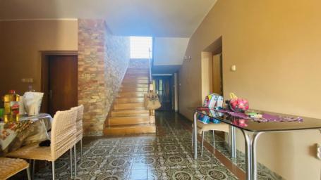 Banatsko Novo Selo, kuća, 650 m2