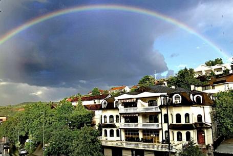 Višnjička banja, klinika, hostel, dom za stara lica, 600m2 . . 