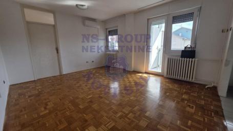 Trosoban 63m2 Nova Detelinara