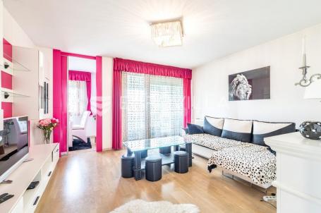 Zagreb, Donja Kustošija, trosoban stan s loggiom, 80 m²