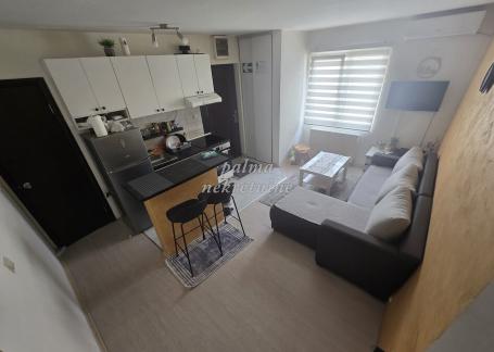 Prodaja, Stan, 49m2 , Centar