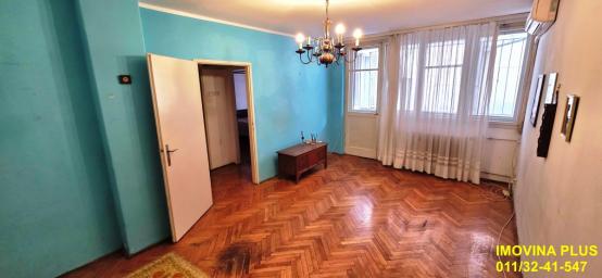 Stari Grad, Terazije - Kralja Milana, 62m2