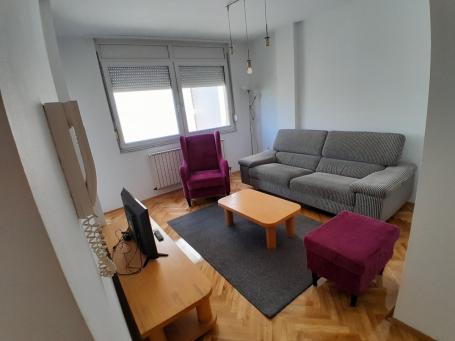 ODLIČNA LOKACIJA, ULICA DANILA KIŠA - DVOSOBAN STAN USELJIV OD 17.07. 