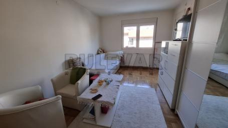 Garsonjera u centru Niša, 29m2