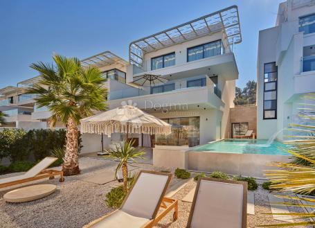 Exklusive Luxusvilla nahe dem Herzen des UNESCO-geschützten Trogir – Ein mediterranes Paradies am Me