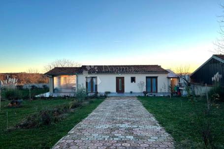 SVETVINČENAT – kuća na kraju sela s lijepom okućnicom