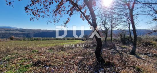 Istra, Labin, Pićan - Potpuna osama i prekrasan pogled!! Građevinsko zemljište 750m2 i poljoprivredn