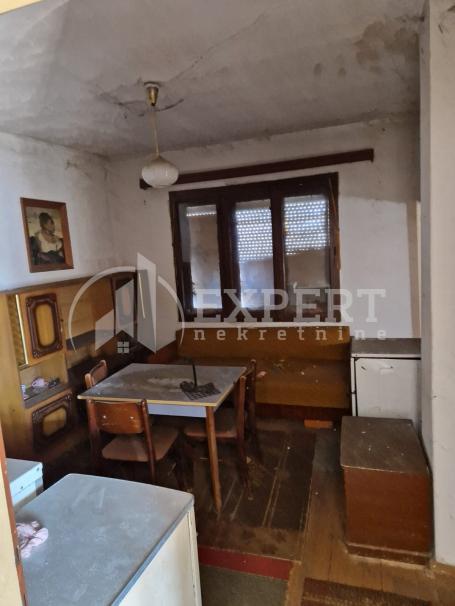 Na prodaju kuća 91 m2 i plac u Donjoj Trnavi