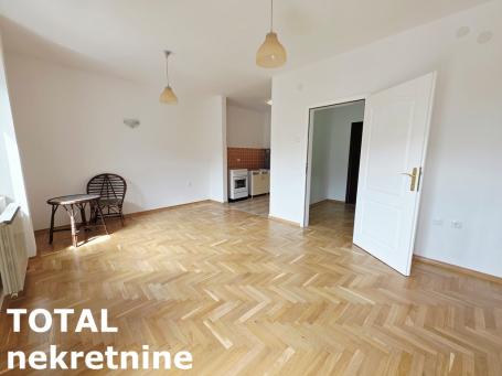 NOVI SAD - BULEVAR EVROPE - 43.00 m2