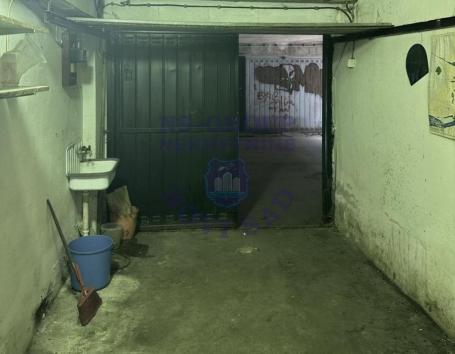 Garaza u blizini Zeleznicke stanice, 13m2