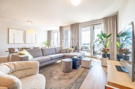 Zagreb, Trešnjevka, Trakošćanska prekrasan trosoban penthouse sa duplom garažom 116 m²