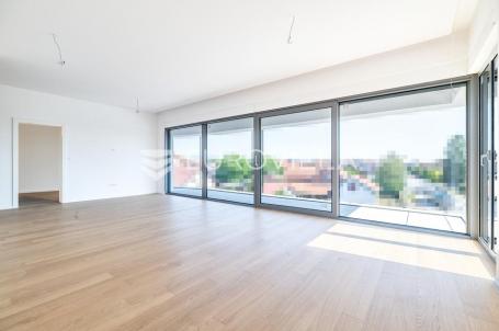 Velika Gorica, prekrasan četverosoban stan 115 m²