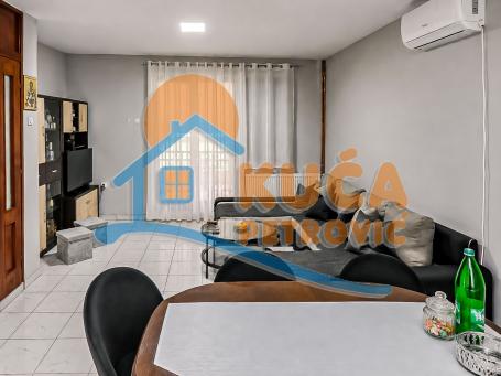 Kuća  u  Berbatovu, 190 m2, na  placu  od  683 m2