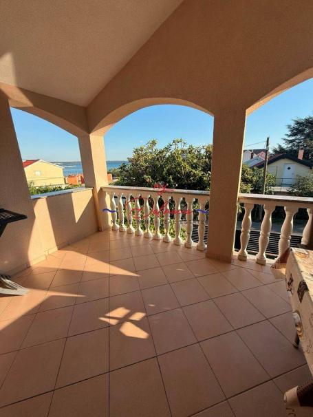 Privlaka 100m do mora  - Kuća 2 Apartmana
