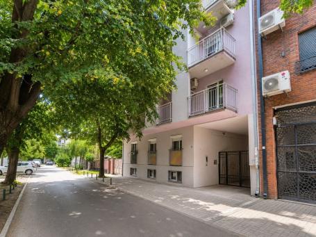 Svetojovanska – miran jednoiposoban stan nadomak centra