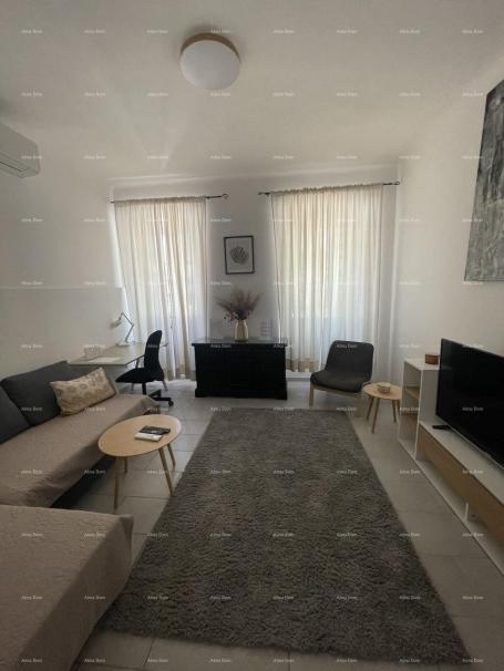 Stan Namješten stan 45 m2 u prizemlju u centru Pule