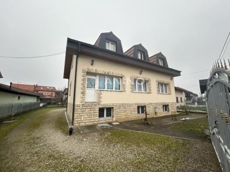 Kuća Jastrebarsko / 3 stambene jedinice