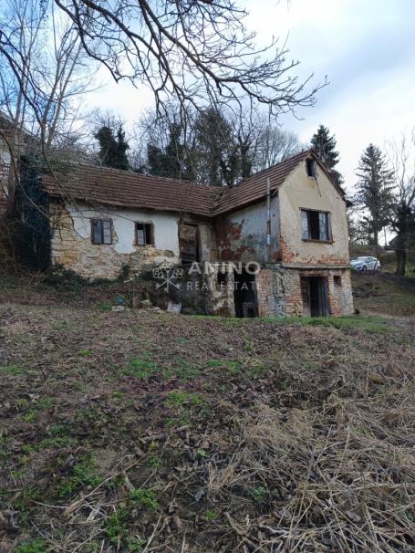 PRODAJE SE – Kuća za renovaciju s velikim potencijalom u Radoboju